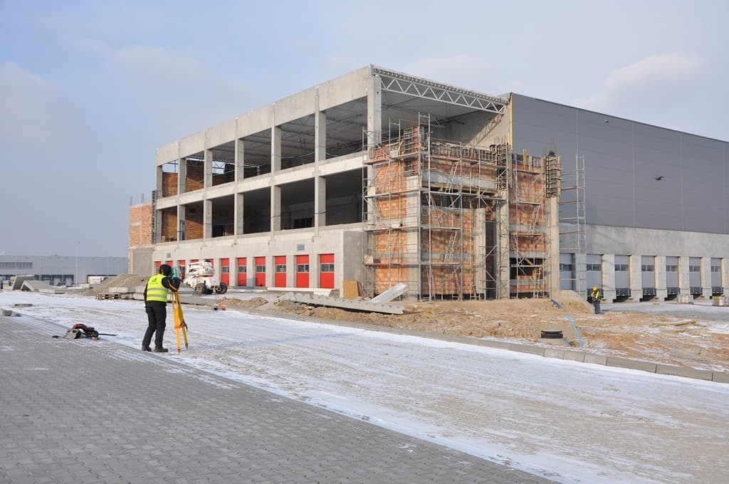 Hala DPD gm. Stryków