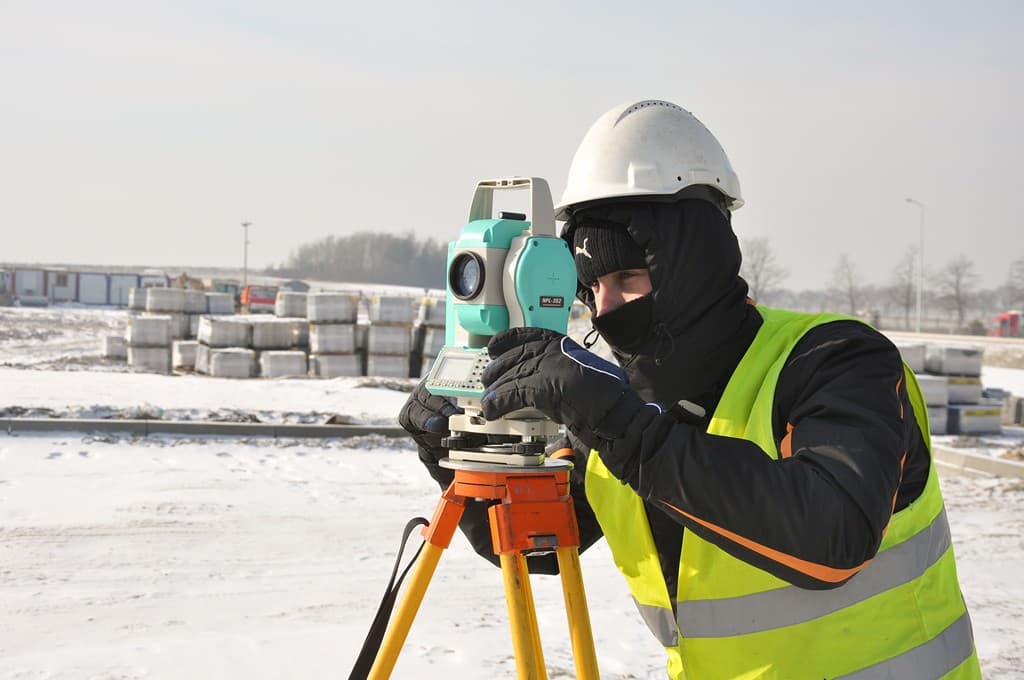 Hala DPD gm. Stryków